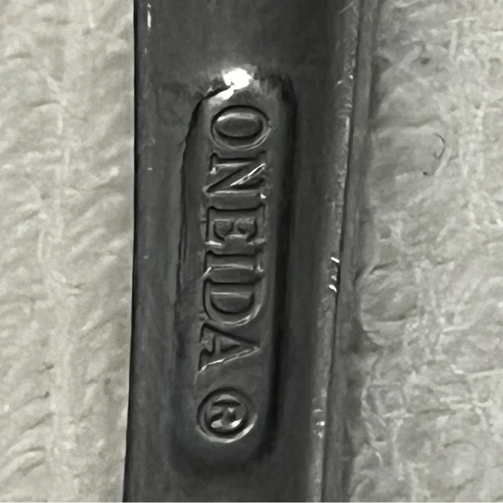 Oneida boutonnière 5 pc. Serving Set Elegant Stainless Steel Flatware
